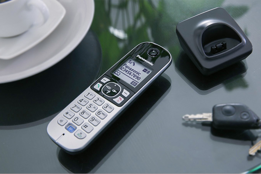 نصب آسان محصول تلفن بي‌سيم پاناسونيک مدل KX-TG6821